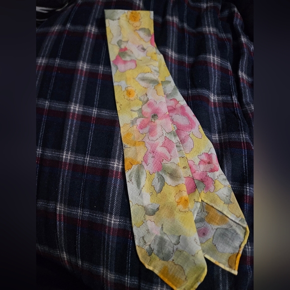 Vintage Floral Watercolor Scarf - Picture 1 of 1